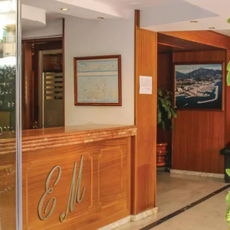 Awesome In With 1 Bedrooms Apartment